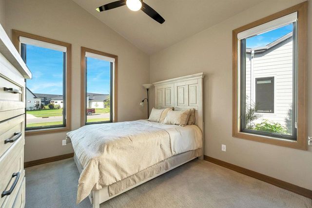 363 ALDON CIRCLE, Ashwaubenon, WI 54304