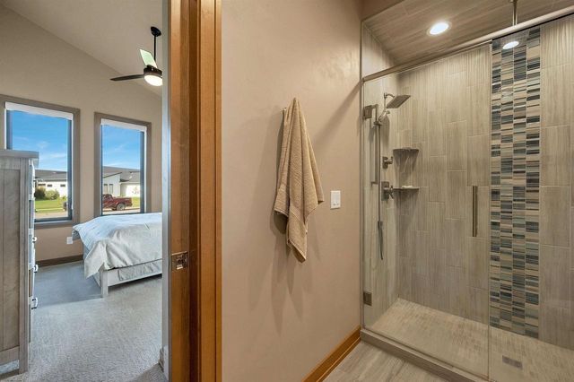 363 ALDON CIRCLE, Ashwaubenon, WI 54304
