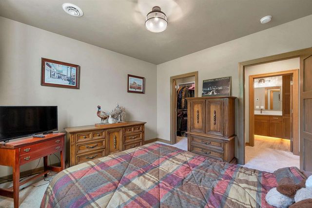 363 ALDON CIRCLE, Ashwaubenon, WI 54304