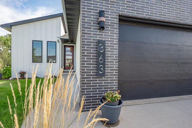 363 ALDON CIRCLE, Ashwaubenon, WI 54304