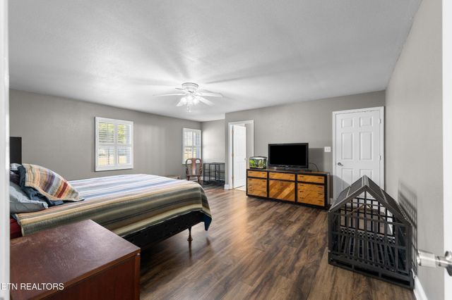 8114 Thorn Grove Pike, Knoxville, TN 37914