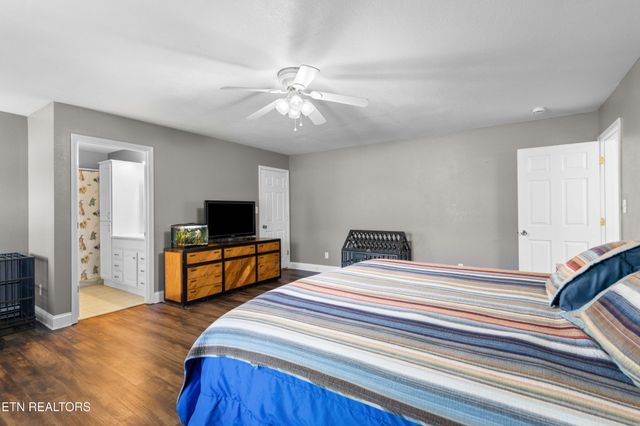 8114 Thorn Grove Pike, Knoxville, TN 37914