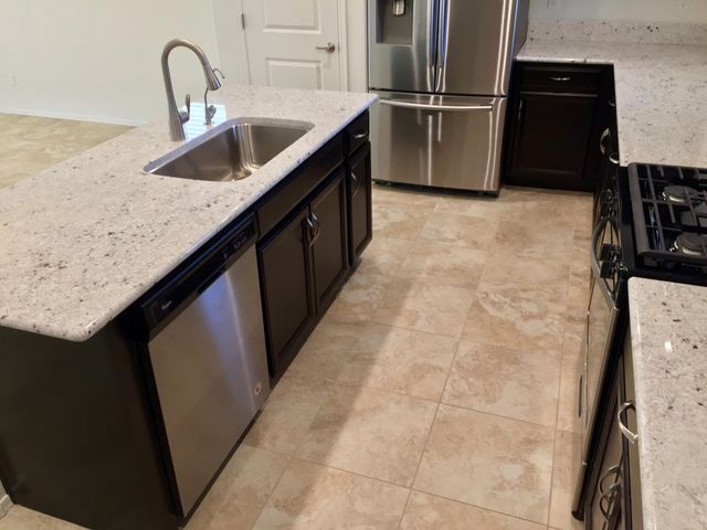 2924 S Washington Street, Chandler, AZ 85286