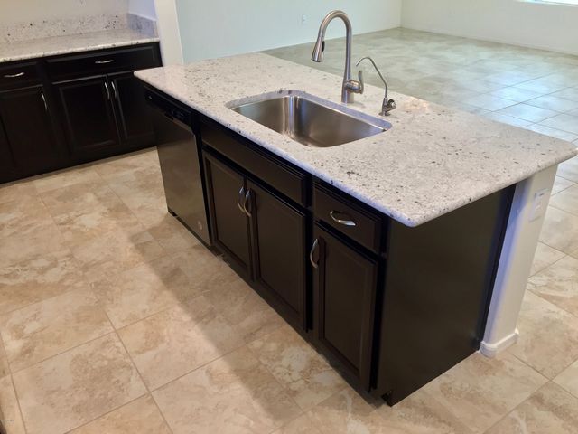 2924 S Washington Street, Chandler, AZ 85286