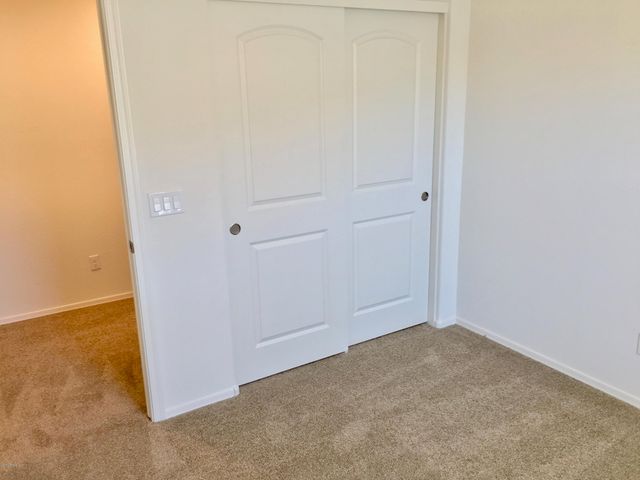 2924 S Washington Street, Chandler, AZ 85286