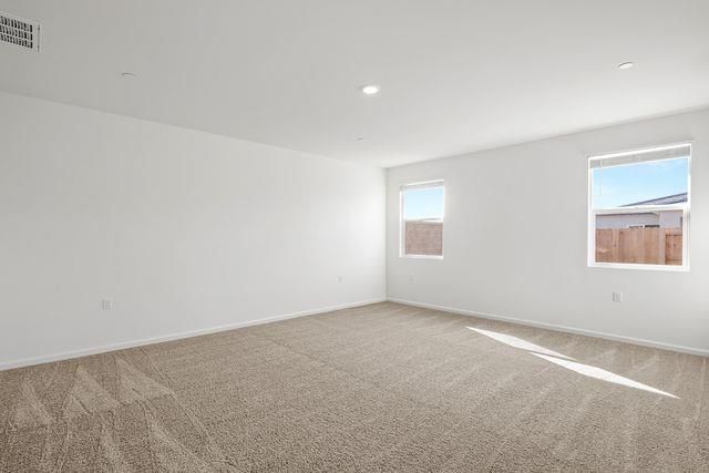 2194 S Sylmar Avenue, Fresno, CA 93725