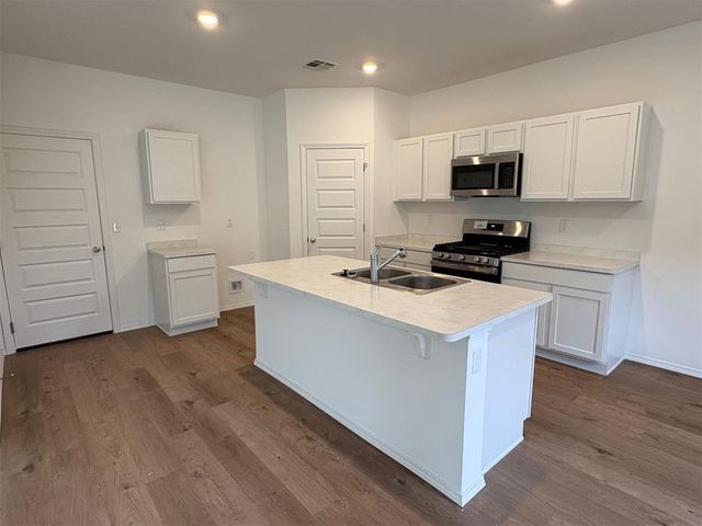 1123 Colt Drive, Guthrie, OK 73044