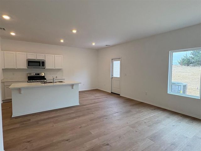 1123 Colt Drive, Guthrie, OK 73044