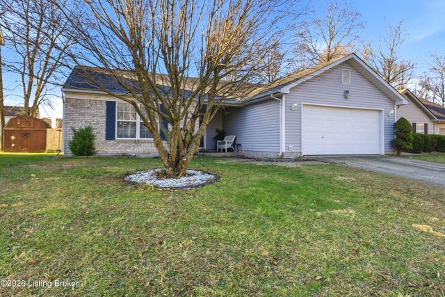 9617 Arrowridge Dr, Louisville, KY 40229