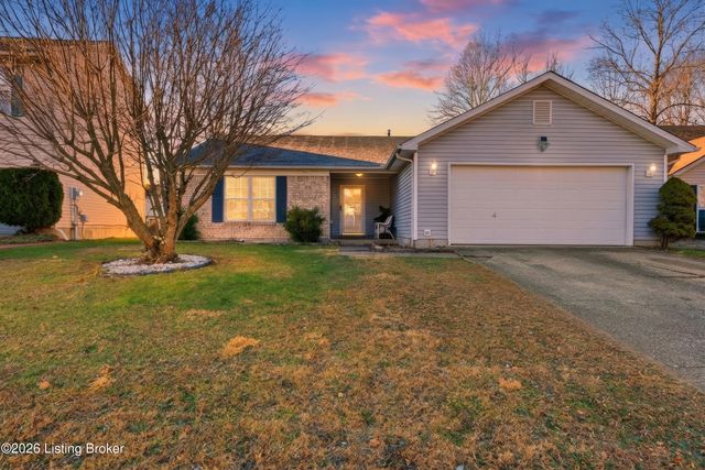 9617 Arrowridge Dr, Louisville, KY 40229