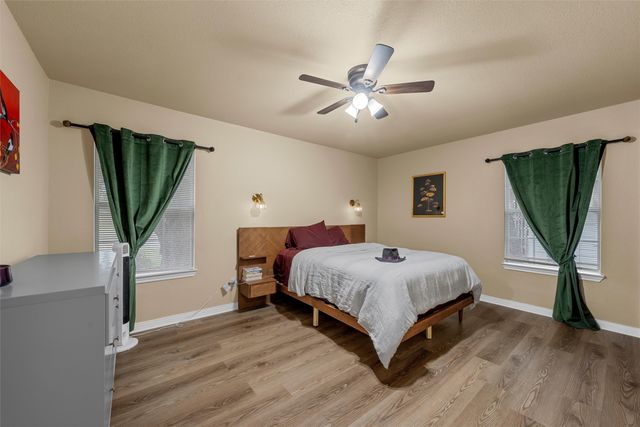 3904 N 21st A Street, Waco, TX 76708
