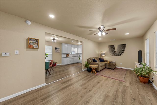 3904 N 21st A Street, Waco, TX 76708