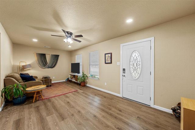3904 N 21st A Street, Waco, TX 76708