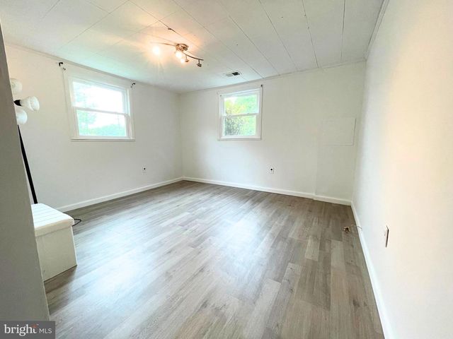 11422 BRANDYWINE RD, Clinton, MD 20735