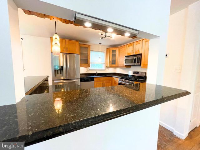 11422 BRANDYWINE RD, Clinton, MD 20735