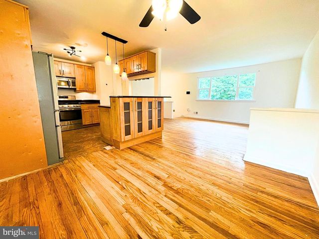11422 BRANDYWINE RD, Clinton, MD 20735