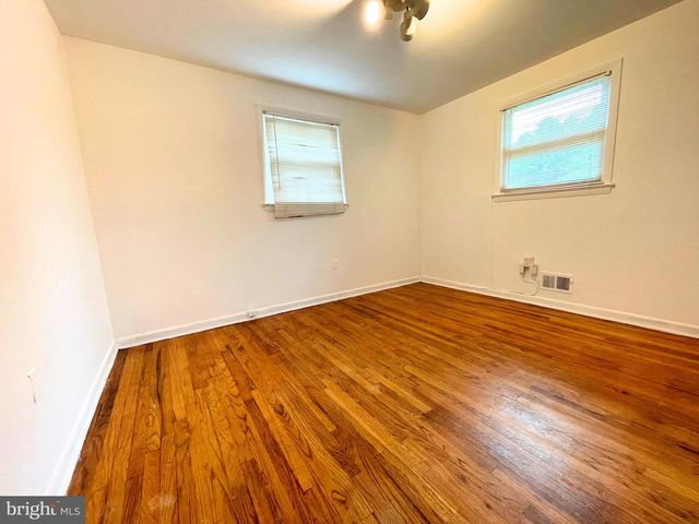 11422 BRANDYWINE RD, Clinton, MD 20735