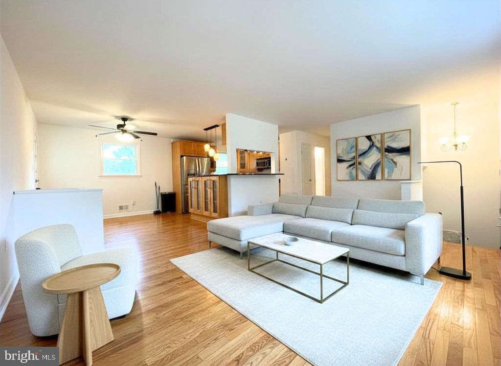 11422 BRANDYWINE RD, Clinton, MD 20735