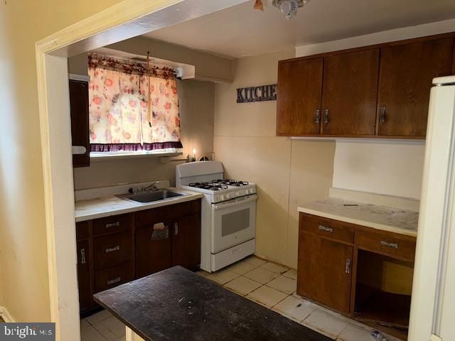 5740 WHEELER ST, Philadelphia, PA 19143