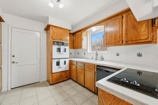 2705 Lufkin Lane, Deer Park, TX 77536