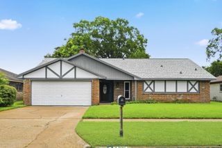 2705 Lufkin Lane, Deer Park, TX 77536