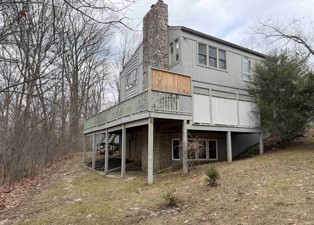 2812 W Fawkesway Drive, Bloomington, IN 47404