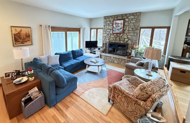 2812 W Fawkesway Drive, Bloomington, IN 47404