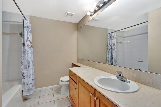 11760 Saint Andrews Place 204, Wellington, FL 33414