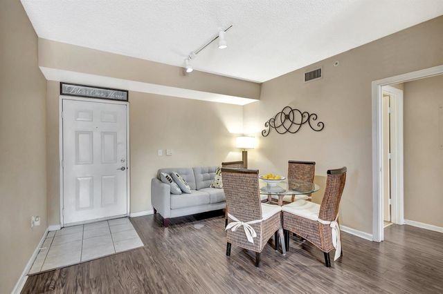 11760 Saint Andrews Place 204, Wellington, FL 33414