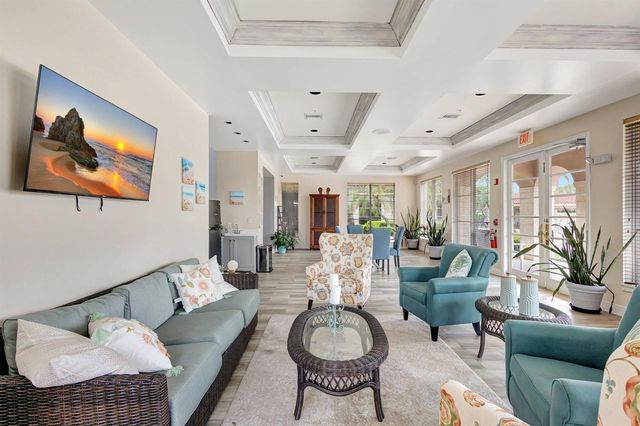 11760 Saint Andrews Place 204, Wellington, FL 33414