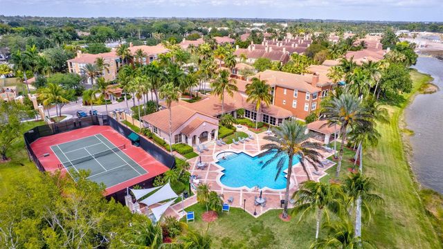 11760 Saint Andrews Place 204, Wellington, FL 33414
