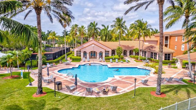 11760 Saint Andrews Place 204, Wellington, FL 33414