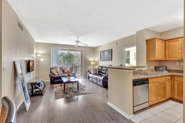 11760 Saint Andrews Place 204, Wellington, FL 33414