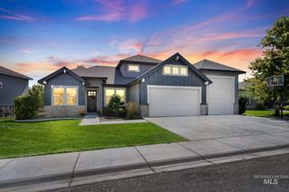 1211 W Tanzanite Dr, Kuna, ID 83634