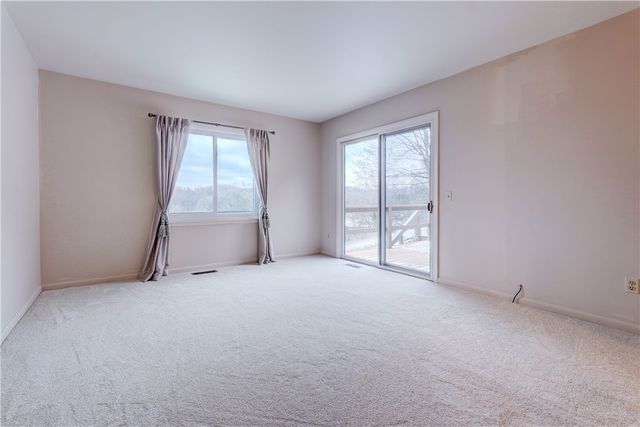 31 Sky Ridge Drive, Penfield, NY 14625