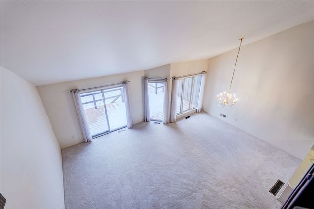 31 Sky Ridge Drive, Penfield, NY 14625