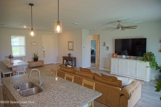 1909 Thomasville Avenue SE, Palm Bay, FL 32909