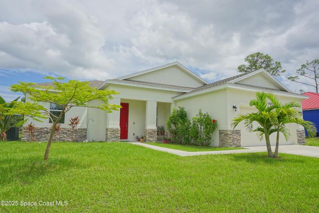 1909 Thomasville Avenue SE, Palm Bay, FL 32909