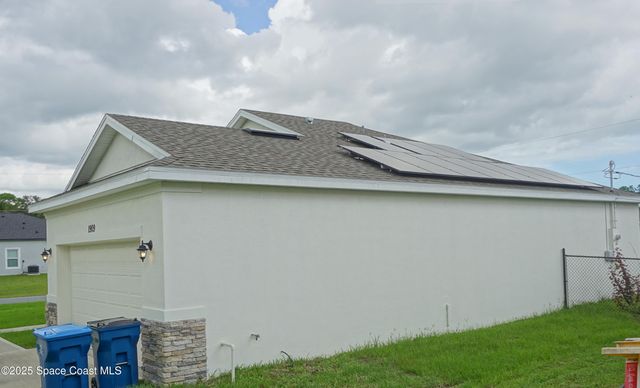 1909 Thomasville Avenue SE, Palm Bay, FL 32909