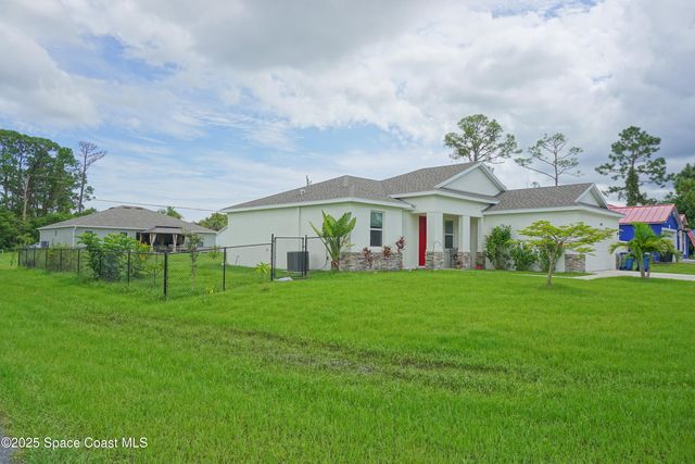 1909 Thomasville Avenue SE, Palm Bay, FL 32909