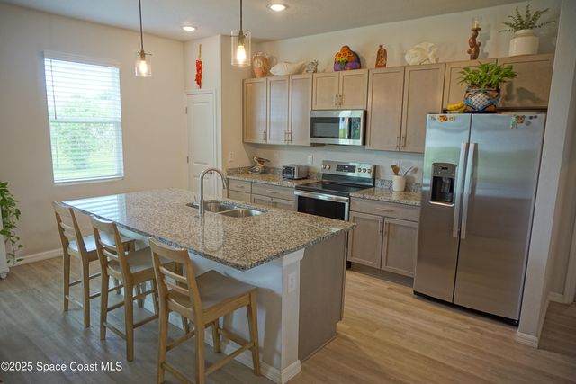 1909 Thomasville Avenue SE, Palm Bay, FL 32909