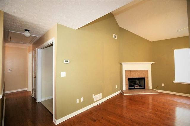 1435 Stephens Pond View, Loganville, GA 30052