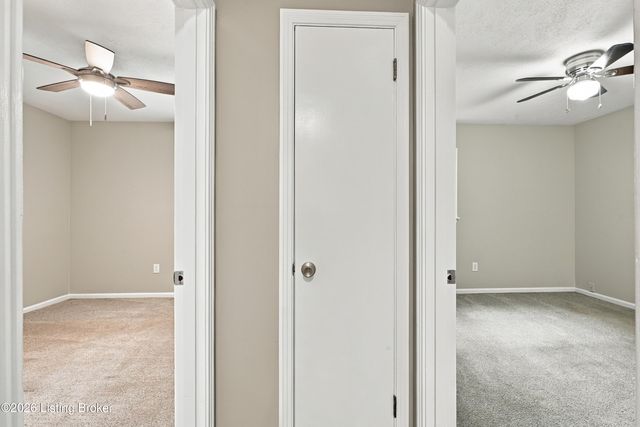 1046 Runell Rd, Louisville, KY 40214