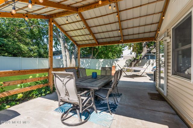 3119 Hiawatha Avenue, Point Pleasant, NJ 08742