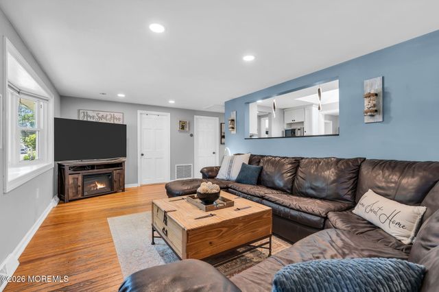 3119 Hiawatha Avenue, Point Pleasant, NJ 08742