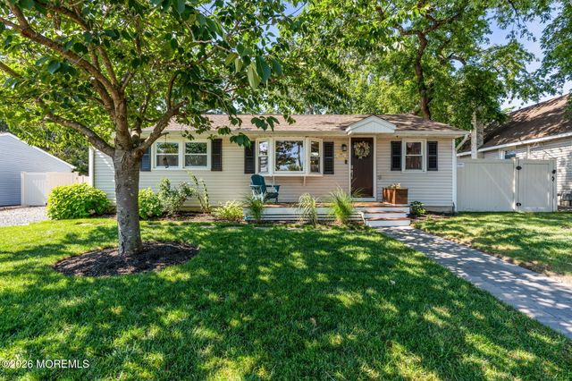 3119 Hiawatha Avenue, Point Pleasant, NJ 08742