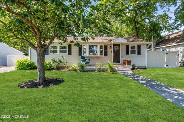 3119 Hiawatha Avenue, Point Pleasant, NJ 08742