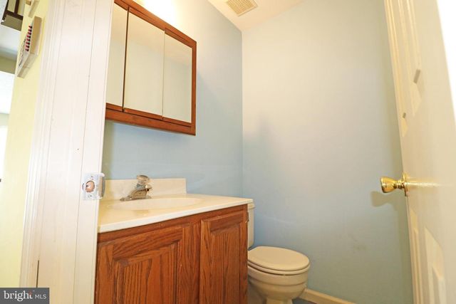 645 NIBLICK LN, Wallingford, PA 19086