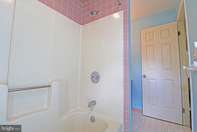 645 NIBLICK LN, Wallingford, PA 19086
