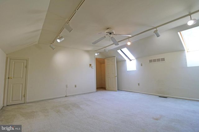 645 NIBLICK LN, Wallingford, PA 19086